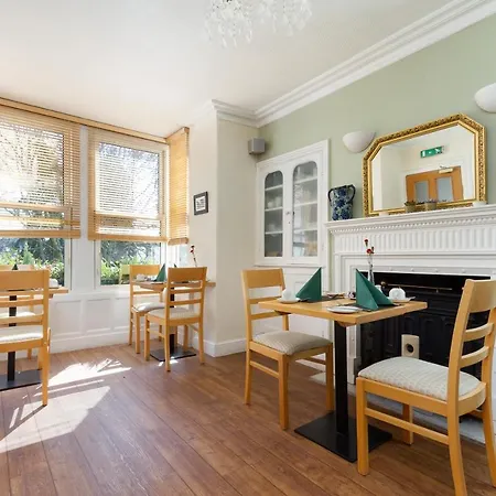 Guest house Southview And Indoor Pool Windermere