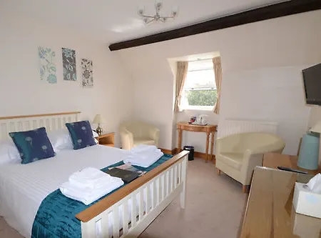 Southview And Indoor Pool Guest house Windermere