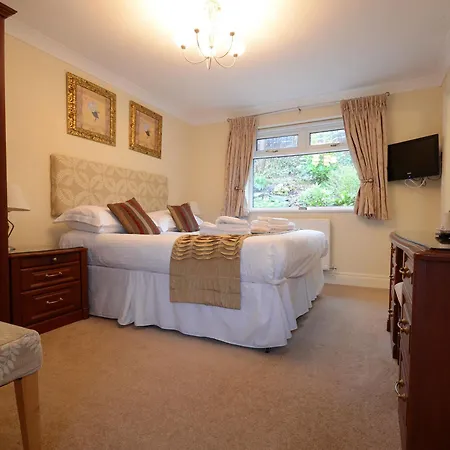 Guest house Southview And Indoor Pool 4*