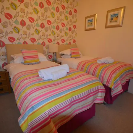 Guest house Southview And Indoor Pool 4*